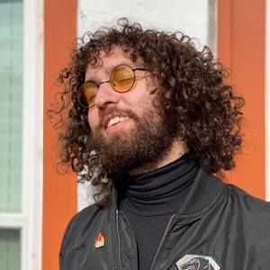 Meet your Posher, Dustin